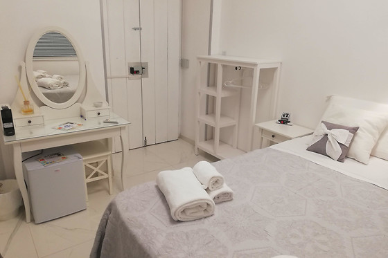 White Room Garibaldi - photo 3